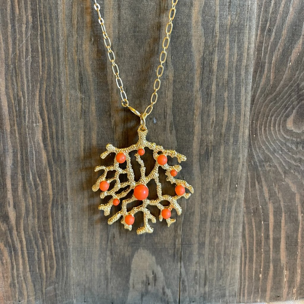 Spartina 449 Coral Toggle Necklace 34
